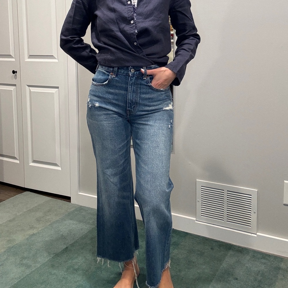 Abercrombie high rise cropped real denim jeans